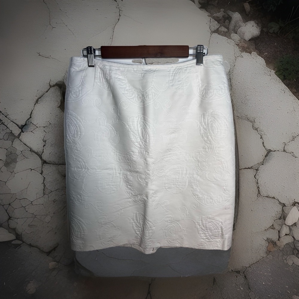 Kasper Floral Embossed Jacquard Straight Skirt White Lined Costal Summer 12P